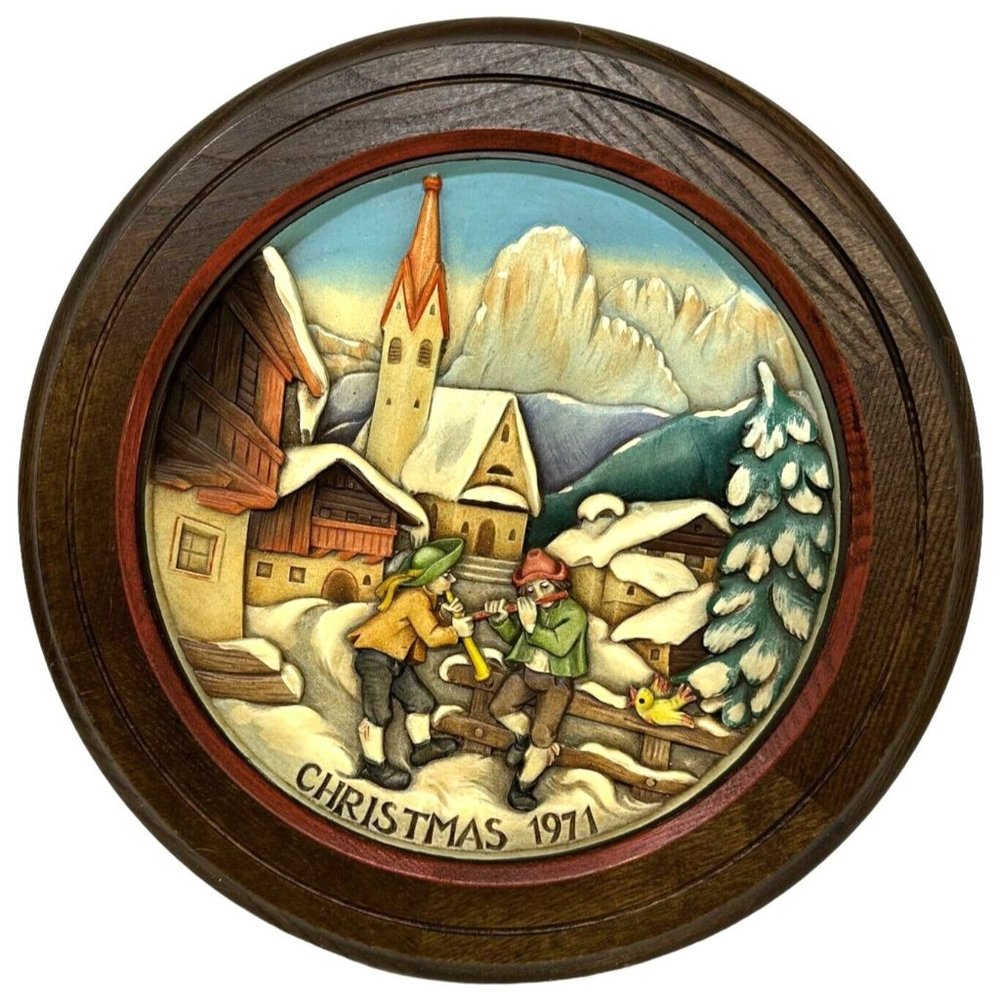 Vintage ANRI Christmas Wooden Plate 1971 Christmas in St. Jakob in Groden 11"